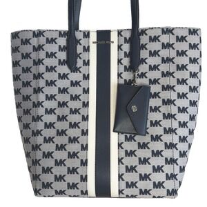Michael Kors Signature Tote Bag Large Shoulder Bag Navy and grey  NWT